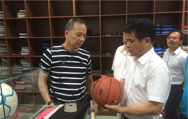 龙岩市副市长黄庆辉莅临欧洲杯买球app集团关心指导